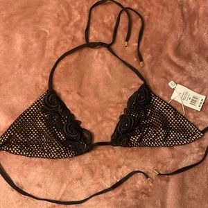 NWT Beach Bunny Swimwear Top XL Bed of Roses